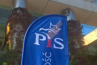 Exit poll: Prawo i Sprawiedliwość wygrywa wybory do Sejmu RP