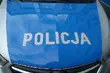Wypadek z udziałem osobówki i motocyklisty. Kierowca jednośladu trafił do szpitala