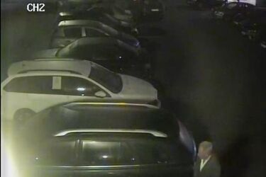 Podpalił auto i uciekł? Policja szuka sprawcy