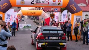 2. Rajd Sokólski. W zawodach wystartowały 42 załogi, do mety dojechała tylko część
