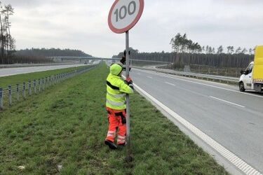Całą trasę można pokonać z prędkością do 120 km/h