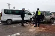 Z nieustalonych przyczyn zjechał na przeciwległy pas. Doszło do czołowego zderzenia