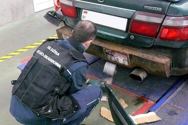 Wpadł z przemycanymi papierosami. Schował je m.in. w ubraniu