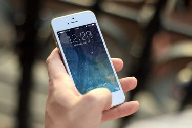 Cyberoszuści znów atakują - uwaga na te SMS-y