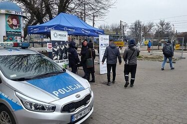Wsiąść do pociągu... by było bezpiecznie przede wszystkim