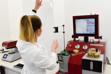 Podlaskie Zakłady Zbożowe z nowoczesnym laboratorium i piekarnią wypiekową