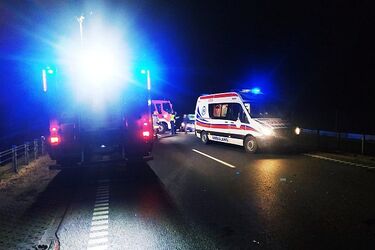 Czołówka na DK8. 2 osoby w szpitalu