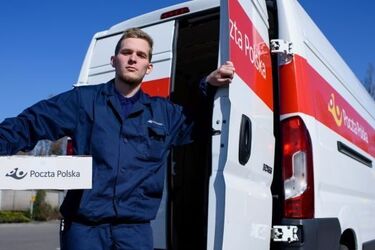 Poczta Polska zawiesza przyjmowanie przesyłek zagranicznych. Będzie pracować krócej