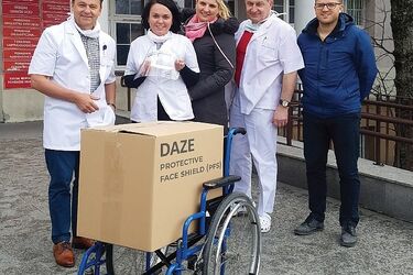 Kolejne przyłbice dla medyków