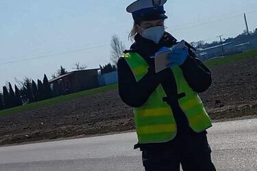 M.in. opuszczali miejsca kwarantanny. Ponad 51 mandatów na dobę