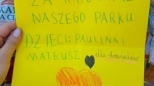 350 ludzi, 6 samolotów gaśniczych i helikopter - gaszą pożar Parku [ZDJĘCIA]