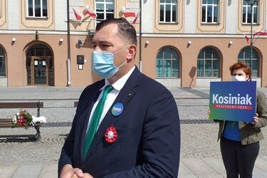 "Polski walkowerem nie oddamy". Kampania wyborcza trwa 