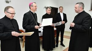W wielu parafiach będą nowi proboszczowie. Arcybiskup wręczył nominacje [ZDJĘCIA]
