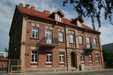 Kamienica przy ul. Ciepłej zachwyca! Co w niej będzie?