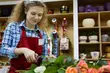 Pracodawcy chętniej zatrudniają studentów. Nie muszą płacić za nich żadnych składek