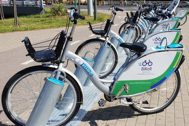 Mieszkańcy skarżą się na BiKeRy. Coraz więcej problemów z rowerami