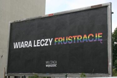 "Dewiacje nie przejdą". Homofobiczne billboardy pojawiły się w Białymstoku