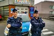 Dzieci napiły się nabłyszczacza do zmywarek. Policja eskortowała je do szpitala