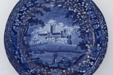 Druga taka wystawa w Polsce. Fajans angielski w Ratuszu