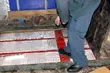 Przewoził płyty gipsowe. A 