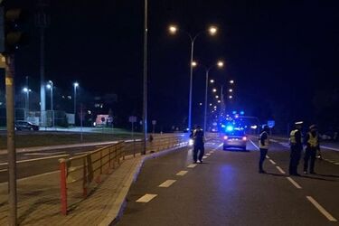Daleko nie uciekli. Policja zatrzymała sprawców potrącenia na Zielonych Wzgórzach