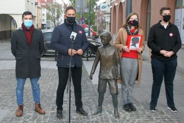 Lewica o protestach: "Cierpliwość się skończyła, grzeczne już byłyśmy"