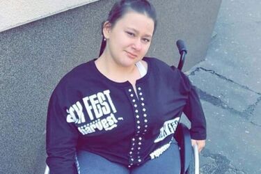 Pasjonuje się modą i projetkowaniem. Pomóż spełnić marzenie Klaudii