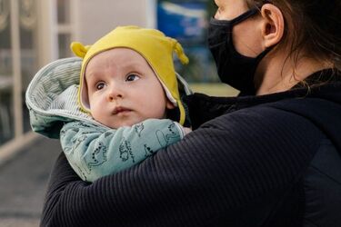 Przedłużono dodatkowy zasiłek opiekuńczy. Do kiedy?