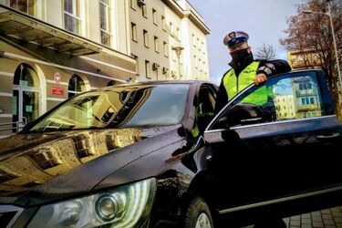 Zabłądził w Białymstoku. Pilotował go radiowóz