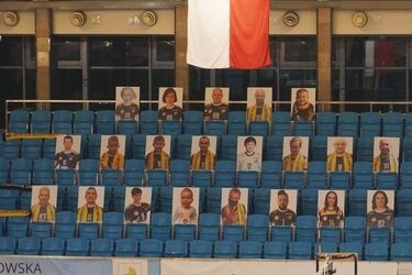 Zamiast kibiców, na trybunach będą ich zdjęcia. Wyjątkowy gest w szczytnym celu
