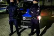 Pożar mieszkania przy ul. Wyszyńskiego. Policjanci wynieśli 69-latka