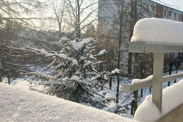 Śnieg zabłyszczy w słońcu. Początek tygodnia mroźny, ale pogodny