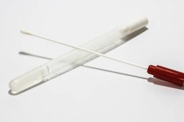 Tak niskiej dziennej liczby zarażeń koronawirusem nie było od dawna