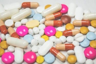 Apteki sprzedawały leki przestępcom. 5 osób zatrzymanych przez agentów z Białegostoku