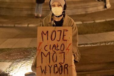 Białostocka prokuratura zbiera dane kobiet dokonujących aborcji. "Efekt mrożący"