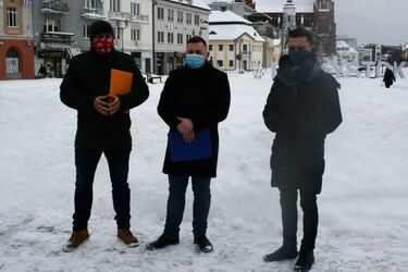 Apel do prezydenta: "Chodniki zamieniły się w lodowisko, a kary finansowe są śmieszne"