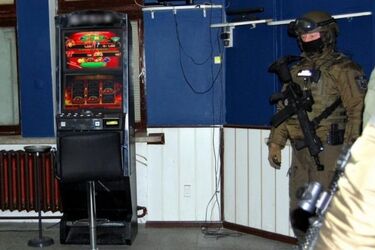 KAS zlikwidowała nielegalny salon gier hazardowych