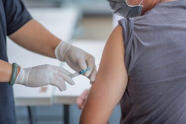 Ruszyły zapisy na szczepienia dla nauczycieli. W Podlaskiem zgłosiło się 6,5 tys. chętnych