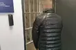 21-latek okradł drogerię. Miał pistolet