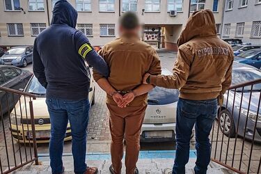 Wpadł kierowca fałszywego policjanta. Grozi mu do 8 lat więzienia