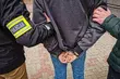 Poszukiwany listem gończym wrócił do kraju i sam zgłosił się na komendę