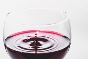 Alkohol w pandemii. Uzależnienie, pomoc