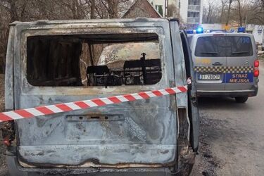 Białostockie wraki. Co z porzuconymi samochodami?