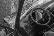 Śmiertelny wypadek. Zjechał z drogi i uderzył w drzewo