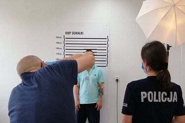 Miłośnik wyskokowych trunków nie mógł się opanować. Przyjdzie mu za to zapłacić wolnością