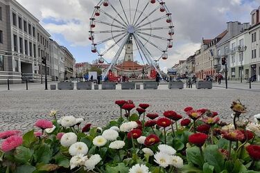 Akcja #MiastowMiasto. 11 polskich aglomeracji czeka na turystów