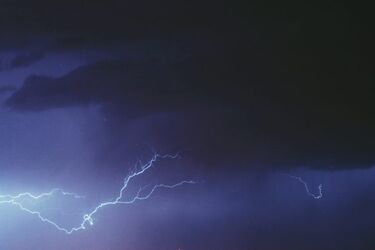 IMGW ostrzega przed burzami