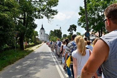 Pielgrzymi na ulicach Białegostoku. Będą utrudnienia i dodatkowy autobus