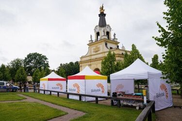 Akcja szczepień pod Pałacem Branickich. Darmowe bilety przekonały?