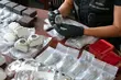 Ekskluzywne i... podrabiane. W przesyłce kurierskiej ujawniono podróbki [WIDEO]
